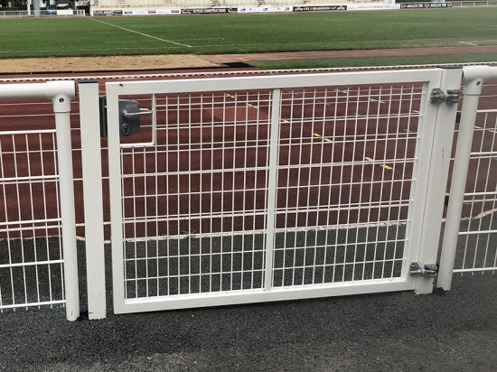 PORTILLONS  /  HAUTEUR 1 M 10  /  UN VANTAIL