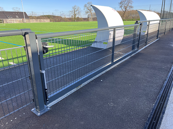 CLÔTURE MAIN COURANTE  / REMPLISSAGE PANNEAUX